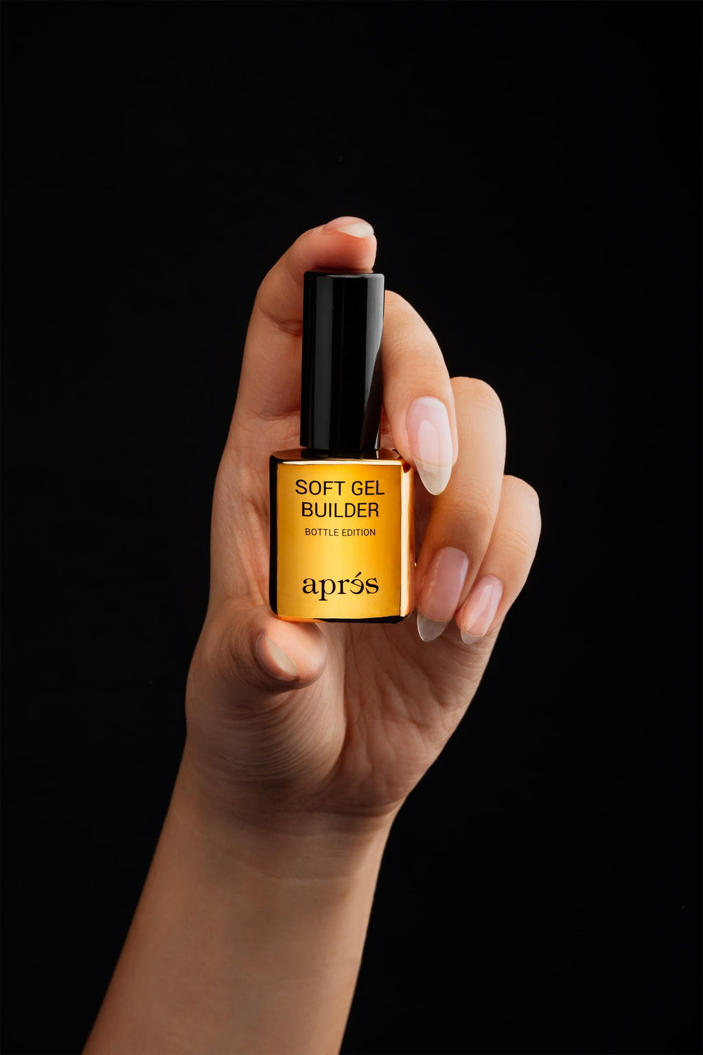Aprés Soft Gel Builder in a Bottle Self-Leveling Soak-Off Nail Gel