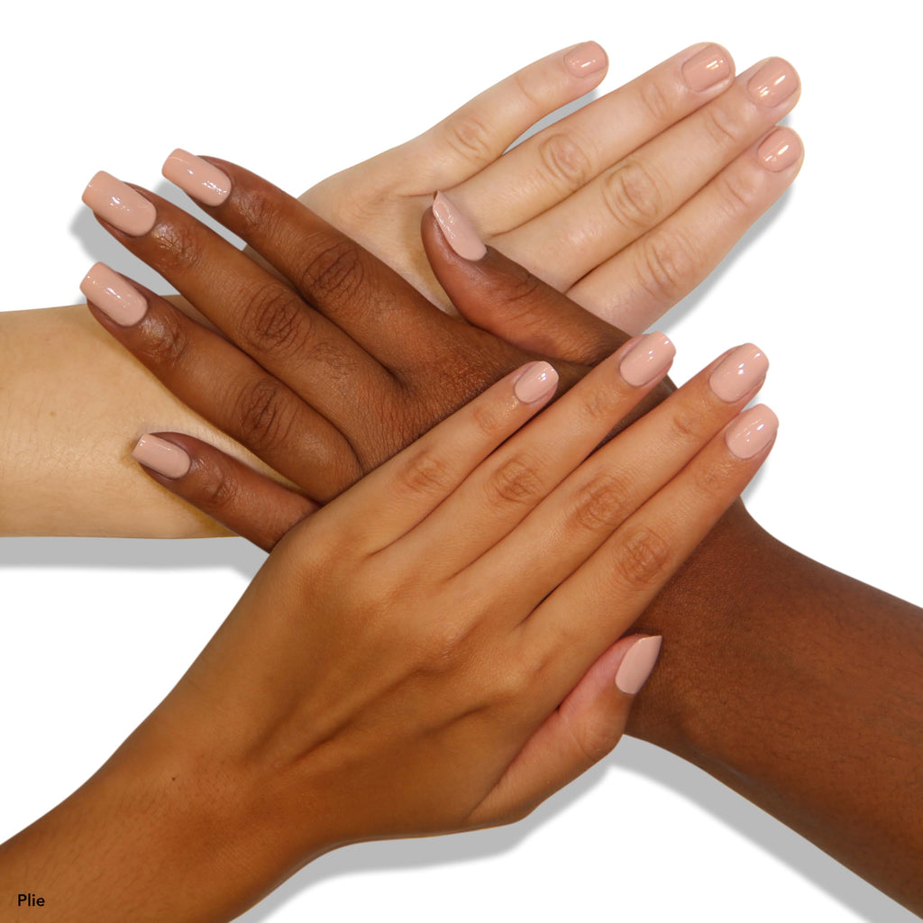 LONDONTOWN The Sophisticate Collection Full Manicure Nail Polish Kit