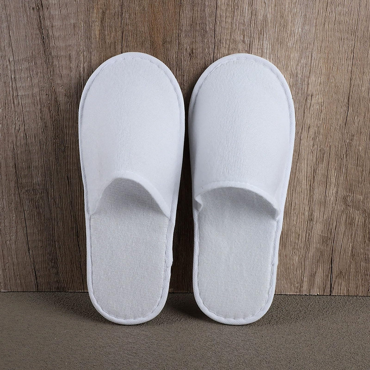 Nexboraque 30 Pairs Disposable White Spa Slippers, Universal Size